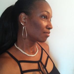 Meet your Posher, Acaya